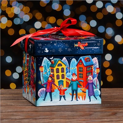 Подарочная коробка "Праздник в городе" , Коробка крышка-дно , 17,5 х 17,5 х 17 см