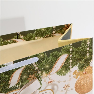 Пакет ламинированный горизонтальный «Новогодний подарок», XL 49 × 40 × 19 см