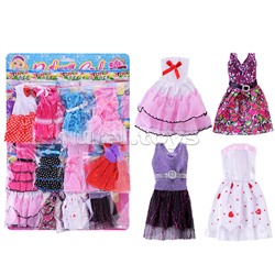 Одежда для куклы "12 образов" на листе