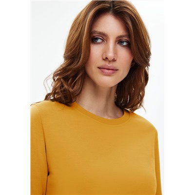 Женская футболка-лонгслив, цвет горчичный