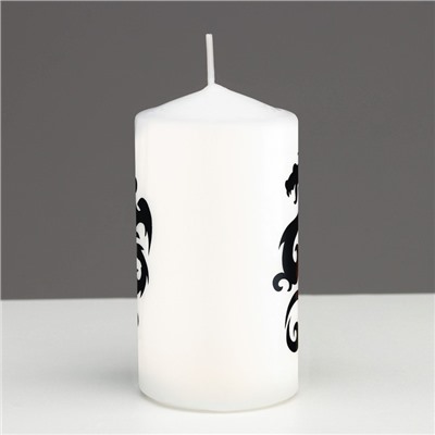 Свеча - цилиндр новогодняя "Символ года 2024", 5х10 см, белая с чёрным драконом