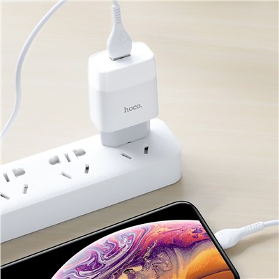 Адаптер Сетевой с кабелем Hoco C72A Glorious USB 2,1A/10W (USB/Lightning) (white)